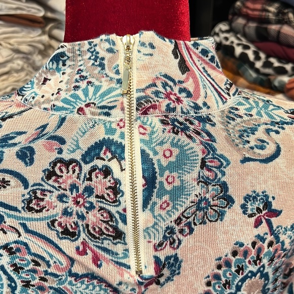 🪷 Chicos size 2 shirt 🪷 - Picture 9 of 11